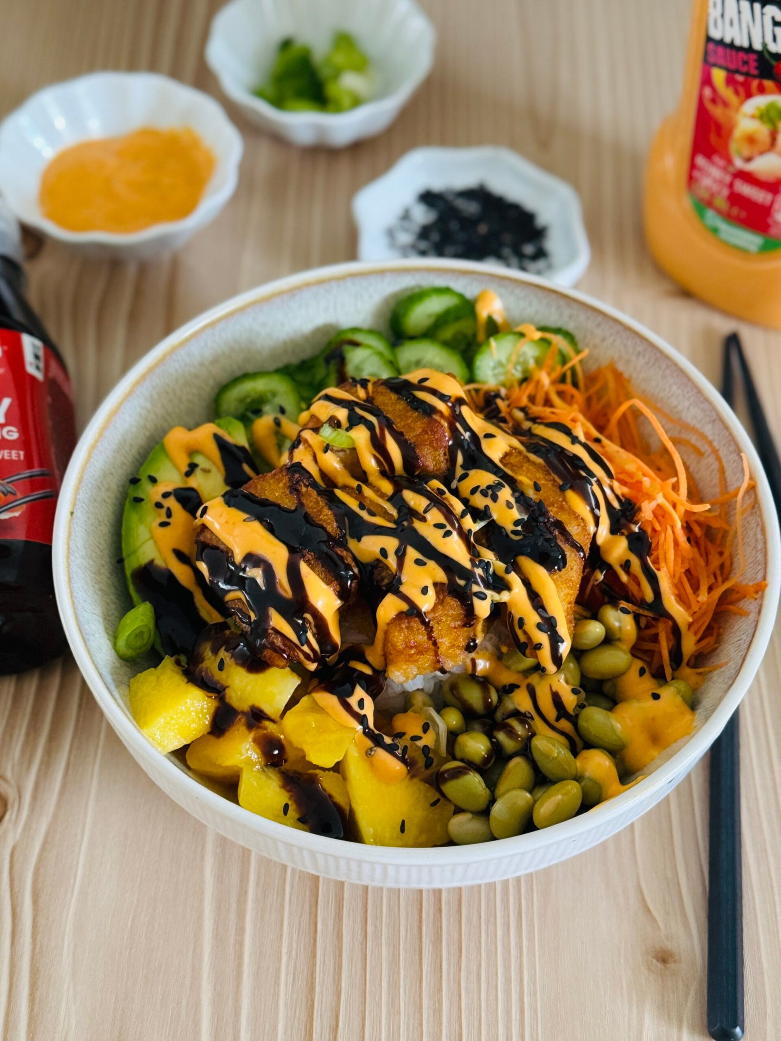 Kibbeling poke bowl